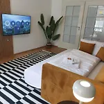 Maremar - Luxus Boxspringbett - Kueche - Arbeitsplatz - Wlan