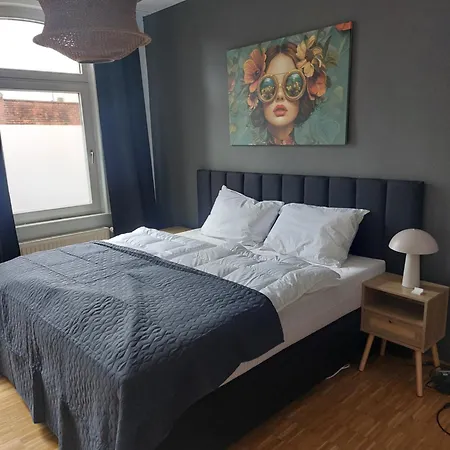 Maremar - Luxus Boxspringbett - Kueche - Arbeitsplatz - Wlan