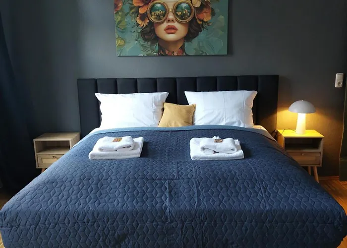 Maremar - Luxus Boxspringbett - Kueche - Arbeitsplatz - Wlan * Verden an der Aller