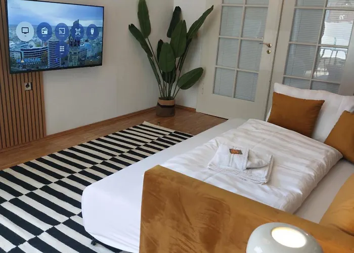 Maremar - Luxus Boxspringbett - Kueche - Arbeitsplatz - Wlan